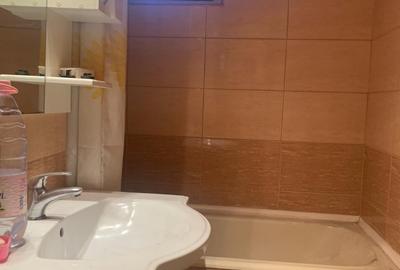 Apartament 2 camere  zona  Cetate - 4