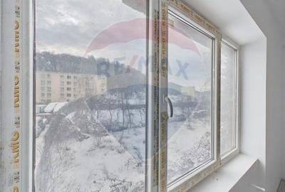 Spațiu de birouri de 102.7mp de închiriat în zona Bartolomeu - 9