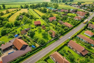 FILM! 4.900mp teren intravilan, cu casa, in Tufalau, Covasna - 1