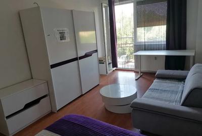 Garsonieră decomandată, mobilată în Iris