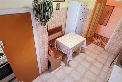 Apartament 3 camere,str.Siretului,Sibiu,comision 0 - 13