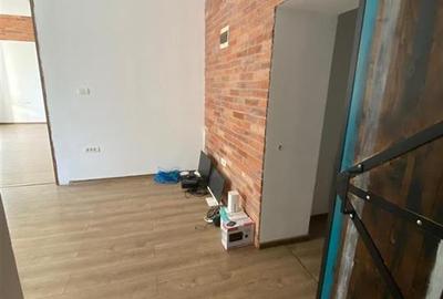 Inchiriez Spatiu  Comercial cu intrare din Bulevard - 5