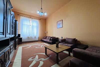Apartament cu 2 camere decomandat, mobilat în Complex Studențesc