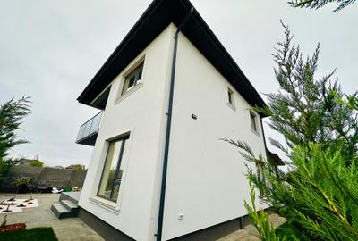 Casă individuală cu 5 camere în Berceni