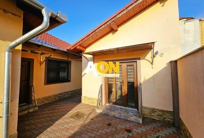 Casă 4 camere, renovată, mobilată, utilată, 410 mp teren, zona Centru - 2