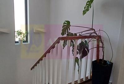 Săbăreni, casă P+1+pod, 5 camere, 130 mp utili, curte 470 mp - 9