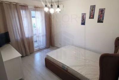 Garsoniera Apărătorii Patriei - centrala proprie - loc de parcare - 1