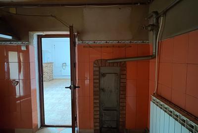 Casa de vânzare - Constanta - 6 CAMERE-147 mp. totali ( fără curtea interioară) - 9