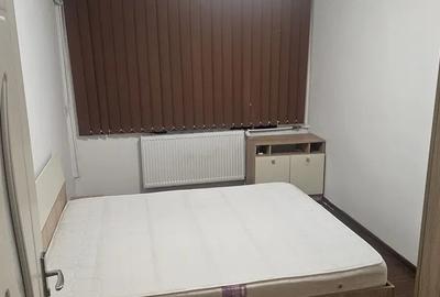 Apartament cu 2 camere decomandat, mobilat în Titan