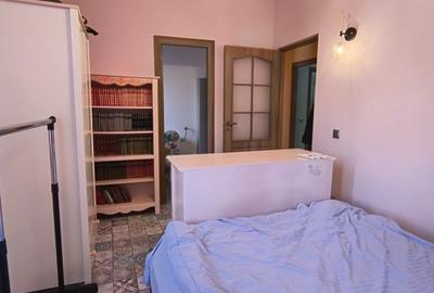 13 Septembrie- Tudor Vladimirescu -Piata Chirigiu - 16