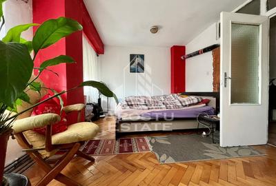Apartament de vanzare cu 4 camere, centrala proprie, Aradului - 3