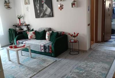 Apartament cu 2 camere semidecomandat în Florești