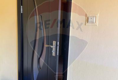 Apartament cu 2 camere de vânzare - 4