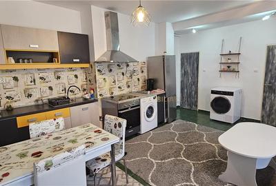 Casă individuală cu 5 camere în Zorilor