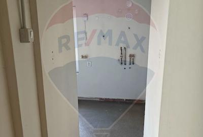 Spațiu comercial de 302.5mp de închiriat în zona Bulgaria - 9