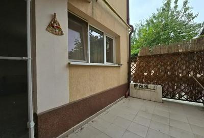 Ozana metrou 1 Decembrie 2 Camere mobilat cu doua locuri parcare - 1