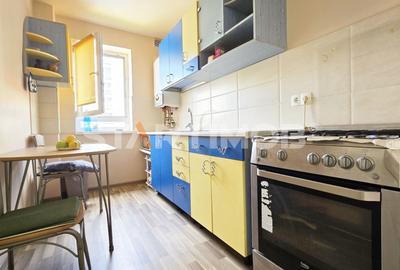 Apartament cu boxa si parcare zona Coresi - 3