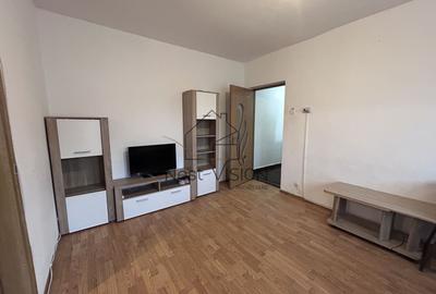Apartament cu 2 camere semidecomandat, mobilat în Vasile Aaron