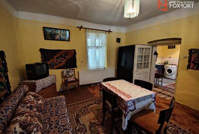 Casa cu 3 camere de vanzare in Jimbolia, teren pe colt - 6