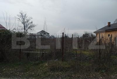 Teren Construcții intravilan de 1800 mp, în Malu Mare