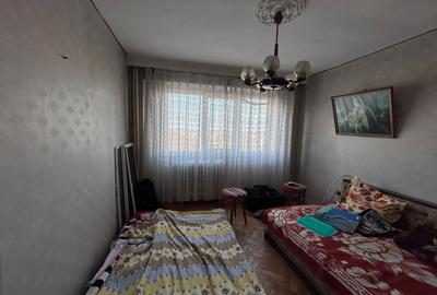 - Apartament 3 camere conf. 1 decomandat Plantelor, etaj intermediar. - 2