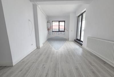 Apartament 3 camere cu terasa, Comision 0% - 2