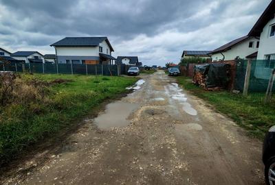 Teren intravilan 500 mp in loc.Cristian jud Brasov pret 58000 euro - 1