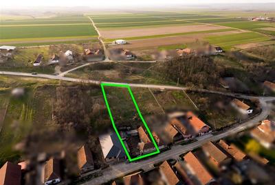 RECO Casa in Sarbi la 27km de Oradea cu dublu front stradal - 19