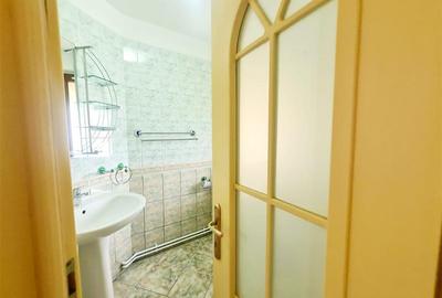 Vila impetuoasa pe 700mp teren:Spatiu versatil pentru locuinta/afacere Premium - 4