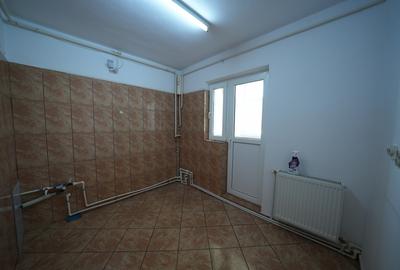 Apartament 3 camere Dristor, metrou 15 min, Fizicienilor - centrala proprie - 4