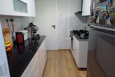 Vânzare apartament în casă, 70 mp, în zona străzii Horea - 6