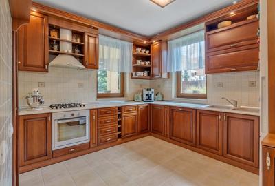 Vila superba, in stil mediteranean, strada privata - 15