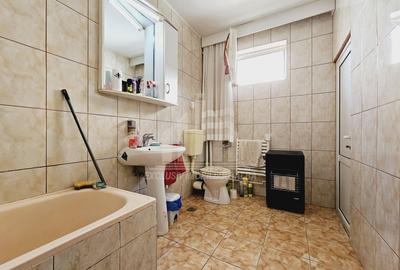 Casa individuala | 350 mp | 791 mp teren | Toate utilitatile | Cetate - 12