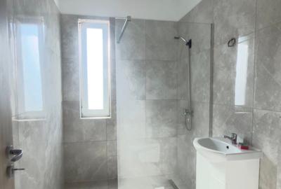 Apartament cu 2 camere decomandat în Giroc