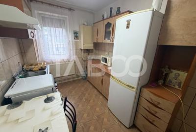 Apartament 2 camere semidecomandat 40 mp utili + balcon 5 mp etaj 2 - 6