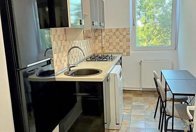 Apartament cu 2 camere semidecomandat în Ultracentral