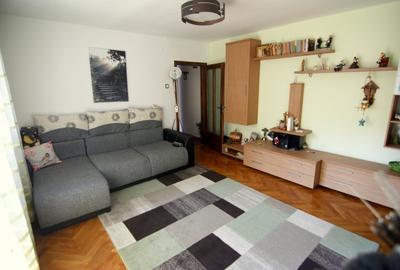 Apartament cu 2 camere semidecomandat, mobilat în Telegrafului