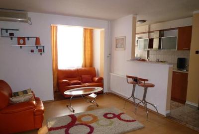 Apartament cu 2 camere în Universitate