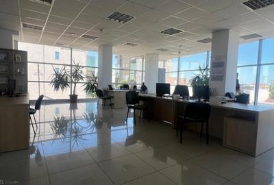 Bd. Mamaia - spațiu de birouri premium , 241 mp . - 7