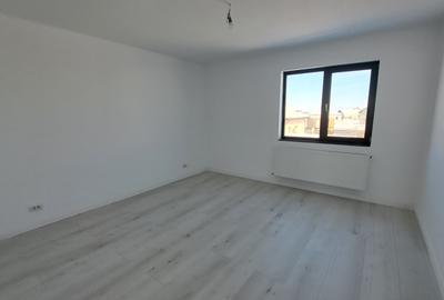 VILA SUPERBA CU 5 CAMERE  IN COMPLEX REZIDENTIAL CU CIRCUTI INCHIS - 34