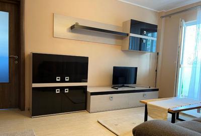 Apartament cu 2 camere semidecomandat, mobilat în Tineretului