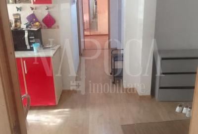 Apartament cu 3 camere decomandat în Nufărul