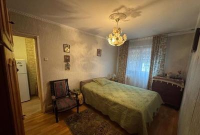 Apartament 3 camere etaj 3 bloc reabilitat zona Drumul Taberei - 1