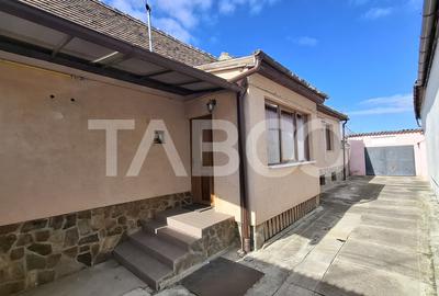 COMISION 0% Casa individuala de vanzare cu gradina acces auto si garaj - 2