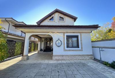 Vila 7 camere**Lake view**Ponton privat**Piscina**Teren 933 MP//Balotesti - 2