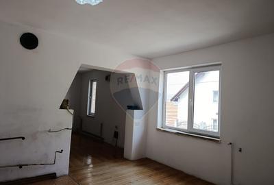 Vilă de vânzare la pret de oferta în Sighisoara - 3