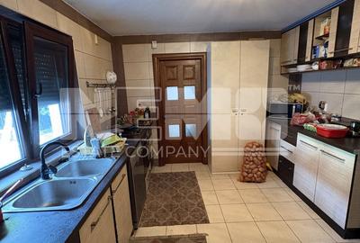 VILĂ 166MP | PISCINĂ INTERIOARĂ | CURTE | Radauti,Suceava | - 4