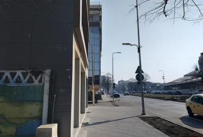 Bd. Mamaia -Univ. Ovidius -cladire de birouri / spatii comerciale de vanzare - 9