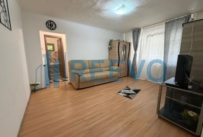 Apartament cu 2 camere semidecomandat în Milcov