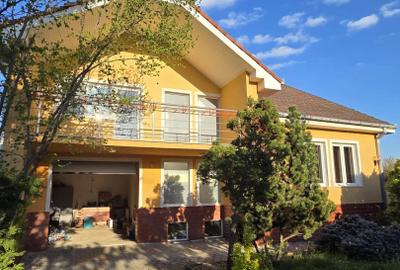 Casă cu mansardă și teren generos – zona Lucian Blaga - 1